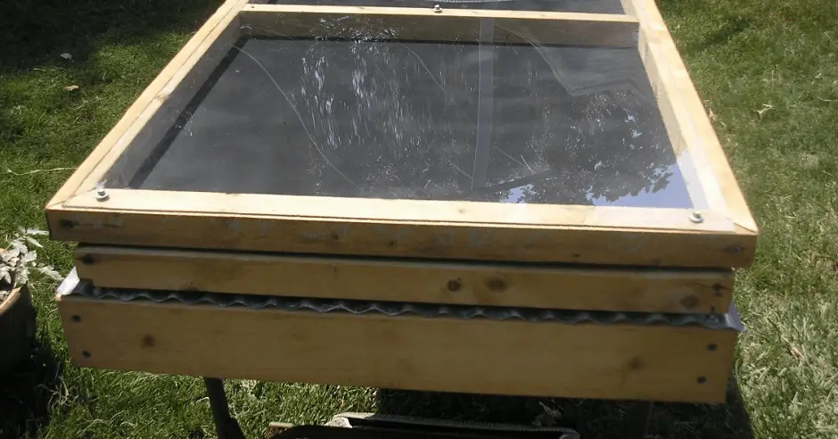 Build a Simple Solar Dehydrator For Under $20