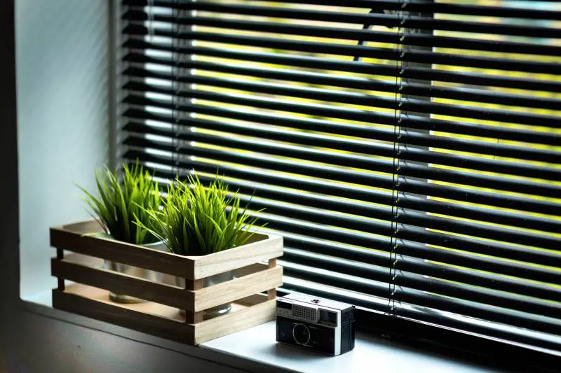 Window blinds To Keep Heat Out