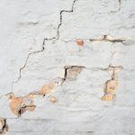 How To Fix Large Cracks In Walls - Step-By-Step
