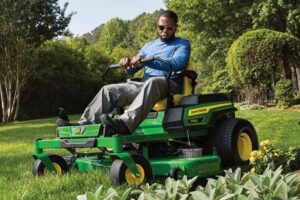 Best Tractors for 5 Acres Reviewed